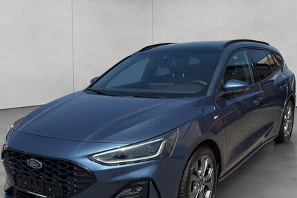 Ford Focus 11.656 km 27.550 € Frankfurt 60386