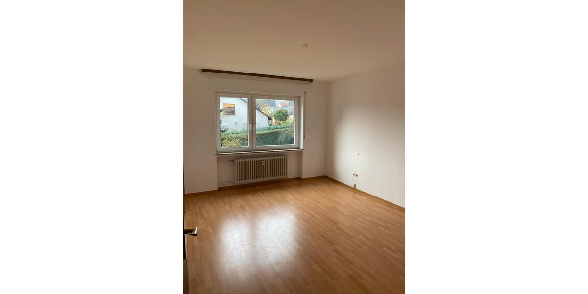 Etagenwohnung Neu-Anspach Anspach - 3 Zimmer, 83 m&sup2;, 239.000&euro; | Angebot:25635514