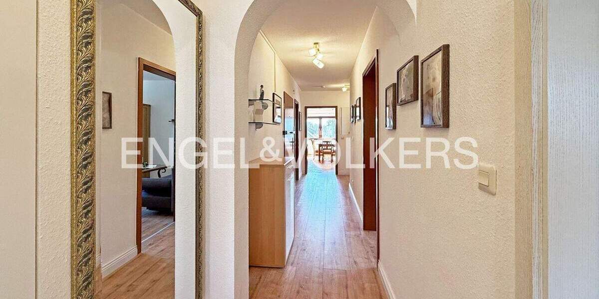 Etagenwohnung Rosbach vor der Höhe Nieder-Rosbach - 3 Zimmer, 88 m&sup2;, 349.000&euro; | Angebot:25898418