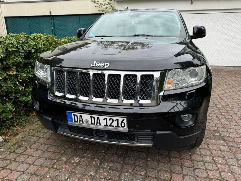 Jeep Grand Cherokee 228.500 km 8.150 € Frankfurt am Main 60599