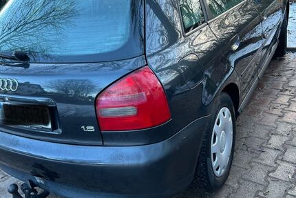 Audi A3 74.000 km 3.990 &euro; Offenbach 63069