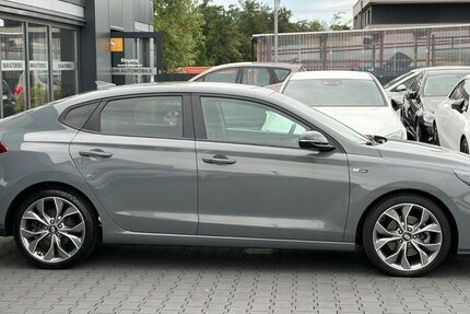 Hyundai i30 41.700 km 19.890 &euro; Seligenstadt 63500