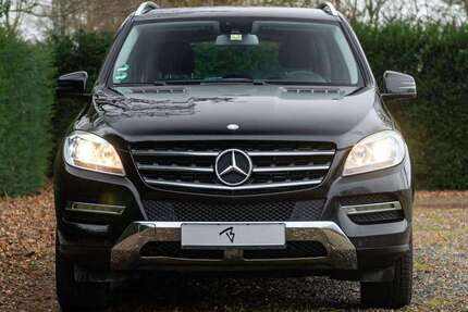 Mercedes-Benz ML 250 146.000 km 21.400 € Nied 65934