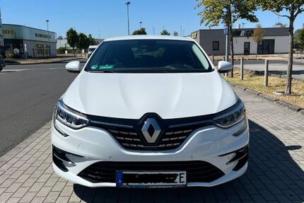 Renault Megane 64.000 km 15.900 &euro; Hanau 63452