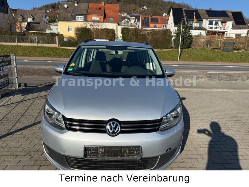 VW Touran 266.000 km 3.800 € Gelnhausen-Roth 63571