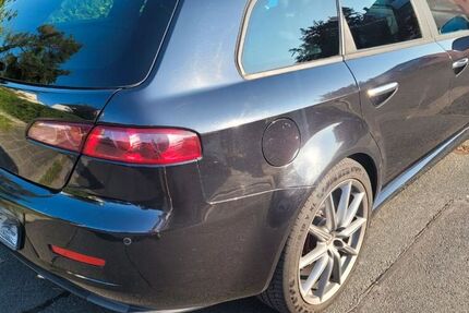 Alfa Romeo 159