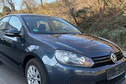 VW Golf 195.000 km 3.990 &euro; Frankfurt am Main 60313