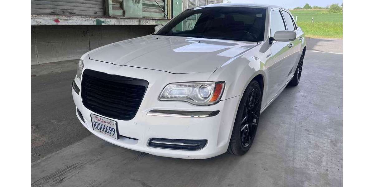 Chrysler 300C 172.000 km 8.500 &euro; Rödermark, Stadt 63322
