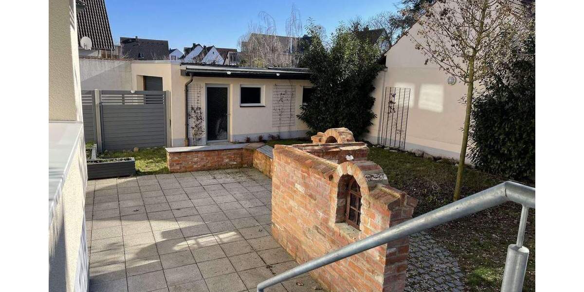 Einfamilienhaus Bad Homburg Ober-Erlenbach - 1 Zimmer, 322 m&sup2;, 3.400&euro; | Angebot:25691126