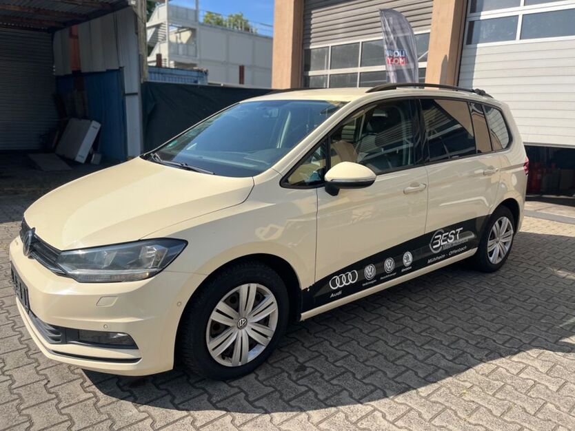VW Touran 410.000 km 4.990 € Frankfurt am Main 65933