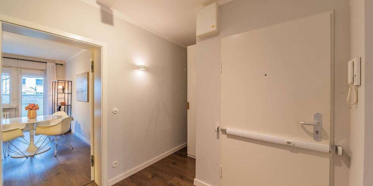 Etagenwohnung Frankfurt am Main Westend-Süd - 2 Zimmer, 55 m&sup2;, 1.790&euro; | Angebot:26683317