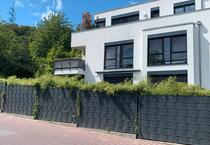 VON PRIVAT 3,5- ZW Buchrain mit Balkon und Carport