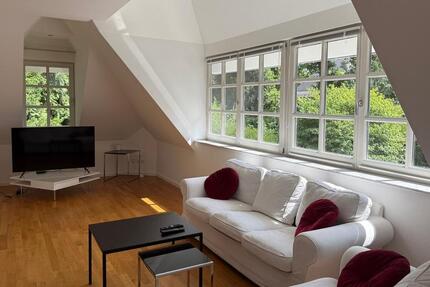 Wohnung Bad Homburg vor der Höhe Gonzenheim - 2.5 Zimmer, 140 m&sup2;, 2.700&euro; | Angebot:24568015