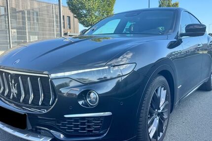 Maserati Levante 129.000 km 33.900 &euro; Kelkheim 65779