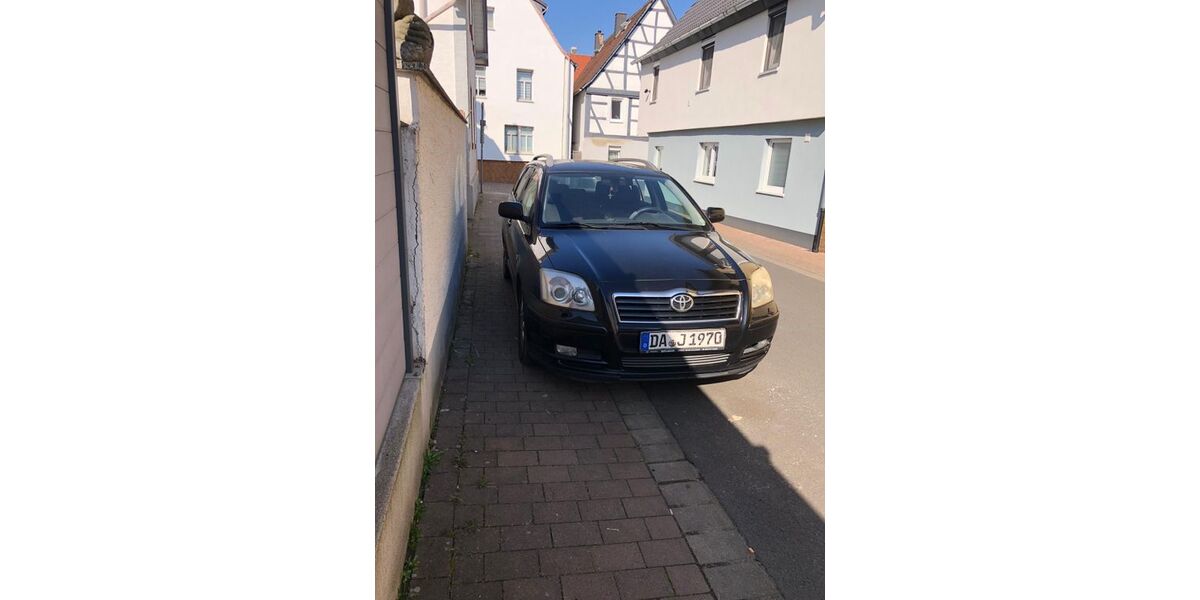 Toyota Avensis 327.000 km 900 &euro; Groß-Zimmern 64846