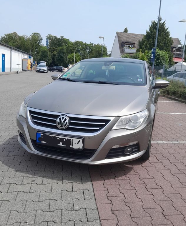 VW CC 240.000 km 4.500 € Frankfurt am Main 65936