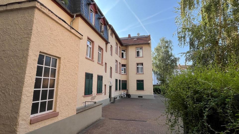 Etagenwohnung Hanau Lamboy - 5 Zimmer, 100 m&sup2;, 1.250&euro; | Angebot:26550520
