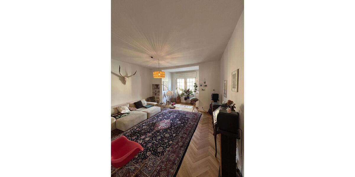 Untermiete 100m² Altbau in Bestlage März-Mai 4 zimmer