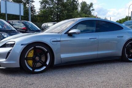 Porsche Taycan 41.000 km 69.800 &euro; Rodgau / Nieder-Roden 63110