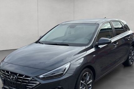 Hyundai i30 14.899 km 22.950 € Frankfurt 60386