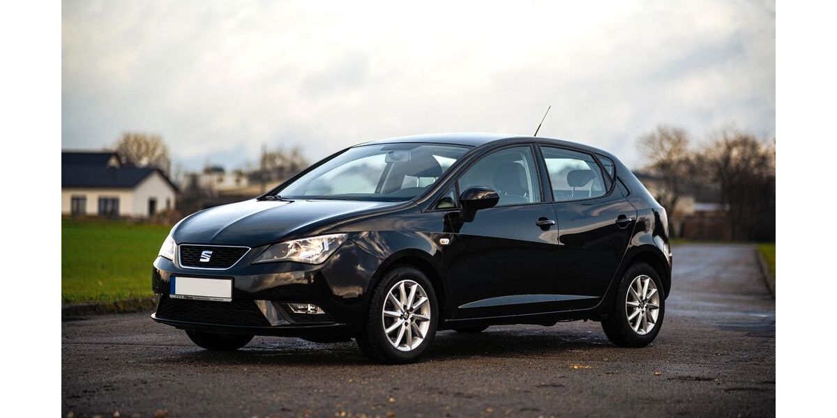 Seat Ibiza 90.450 km 6.900 &euro; Steinbach Taunus 61449