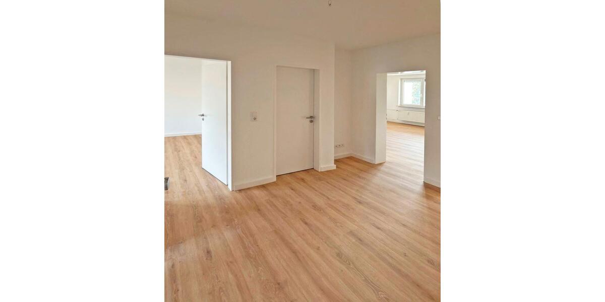 Etagenwohnung Hanau Lamboy - 3 Zimmer, 83 m&sup2;, 1.040&euro; | Angebot:26421120