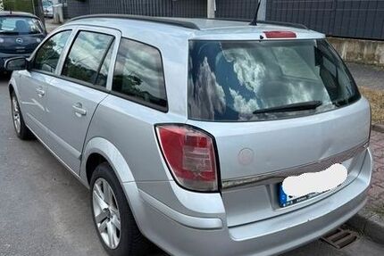 Opel Astra 272.000 km 700 € Raunheim 65479