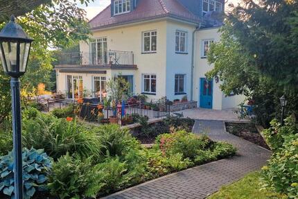 Haus Friedrichsdorf - 15 Zimmer, 460 m&sup2;, 2.490.000&euro; | Angebot:26787363