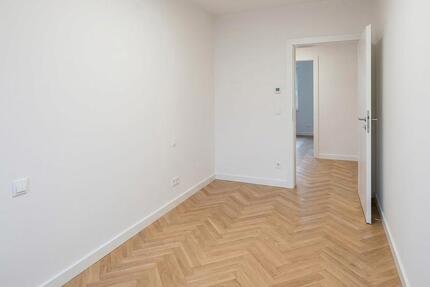 Wohnung Frankfurt am Main Ostend - 6 Zimmer, 120 m&sup2;, 560&euro; | Angebot:26196685