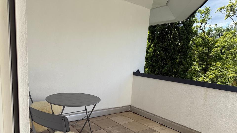 Etagenwohnung Bad Homburg vor der Höhe Gonzenheim - 3 Zimmer, 130 m&sup2;, 2.200&euro; | Angebot:26232519