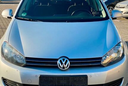 VW Golf 148.113 km 4.800 € Kelsterbach 65451