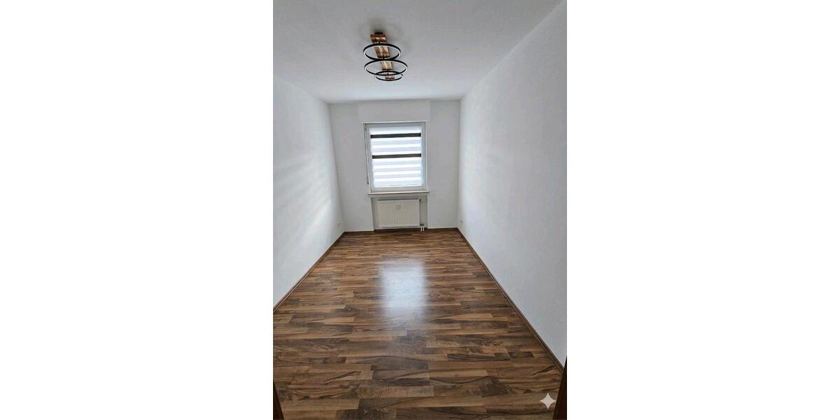 Einfamilienhaus Groß-Zimmern Zimmern - 6 Zimmer, 160 m&sup2;, 1.950&euro; | Angebot:25893526