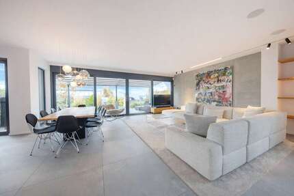 Haus Bad Vilbel - 7 Zimmer, 348 m&sup2;, 7.900&euro; | Angebot:25495989