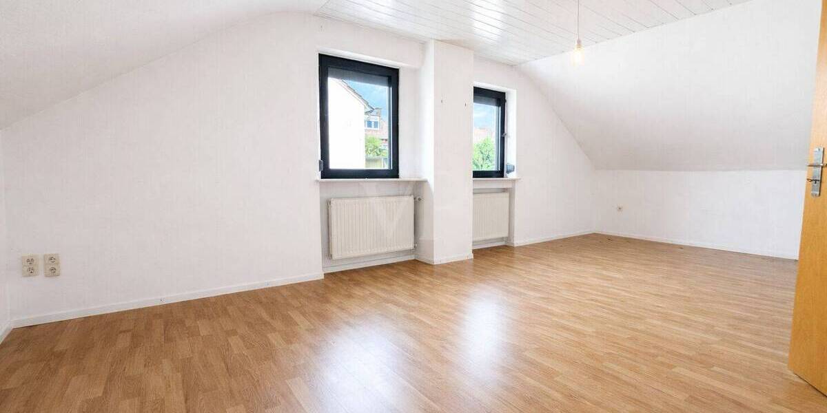Mehrfamilienhaus, Wohnhaus Kriftel - 8 Zimmer, 215 m&sup2;, 720.000&euro; | Angebot:26160420