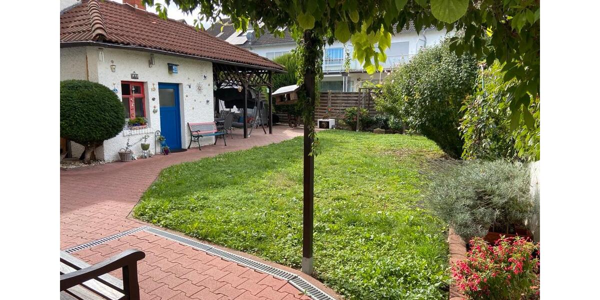 Doppelhaushälfte Frankfurt am Main Sindlingen - 12 Zimmer, 150 m&sup2;, 590.000&euro; | Angebot:27269075
