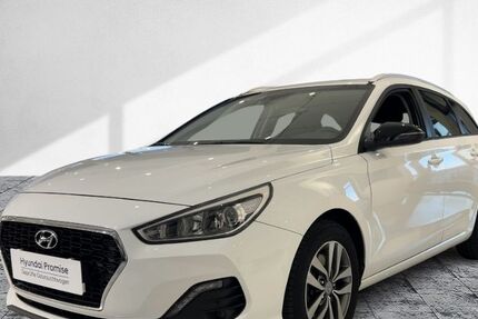 Hyundai i30 53.000 km 14.490 € Frankfurt 60314