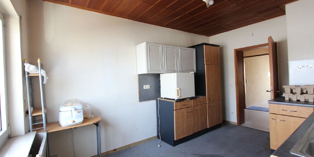 albero:) Gewerbe- und Wohnimmobilie mit Potenzial  Produktionshalle mit Büro + Zweifamilienhaus 8 zimmer