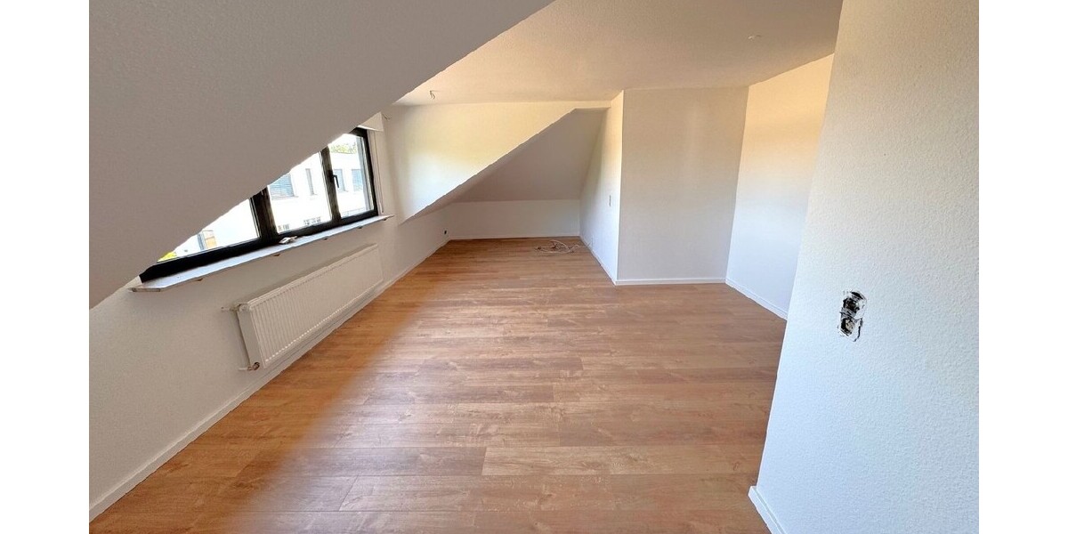 albero:) saniert mit viel Platz - Dachgeschoßwohnung Seligenstadt Klein-Welzheim | Angebot:26974836