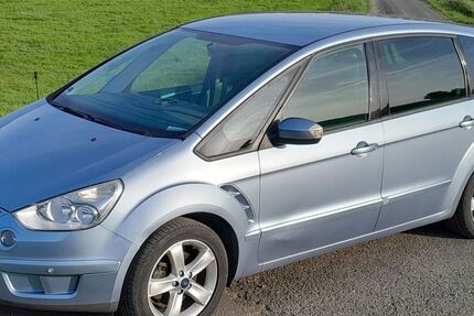 Ford S-Max 295.000 km 2.300 € Usingen 61250