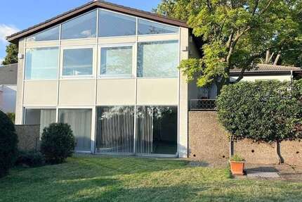 Haus zum Kaufen in Darmstadt 1.250.000 € 163.69 m² 5 zimmer