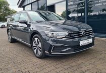 VW Passat Variant