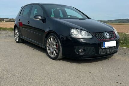 VW Golf 139.735 km 10.900 &euro; Gross-Umstadt 64823