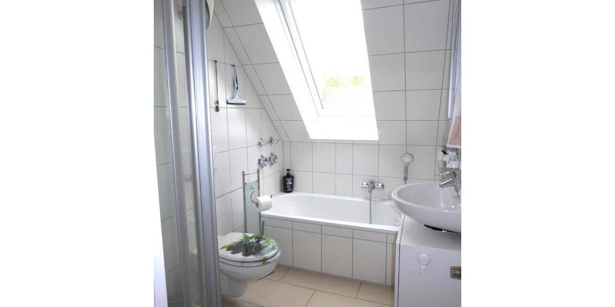 Etagenwohnung Bad Homburg vor der Höhe Ober-Erlenbach - 2 Zimmer, 64 m&sup2;, 750&euro; | Angebot:26930145