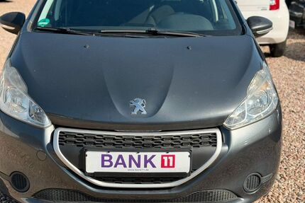 Peugeot 208 111.000 km 4.500 &euro; Rodgau 63110
