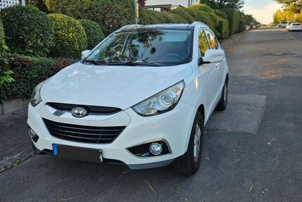 Hyundai ix35 130.000 km 8.500 € Frankfurt am Main 60437