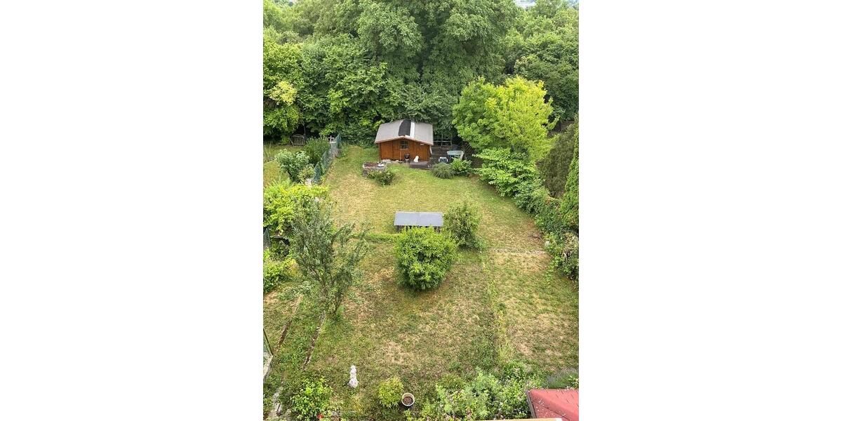 Bergen-Enkheim: Haus mit 7 Zimmer zum Sanieren! Panoramablick! 7 zimmer