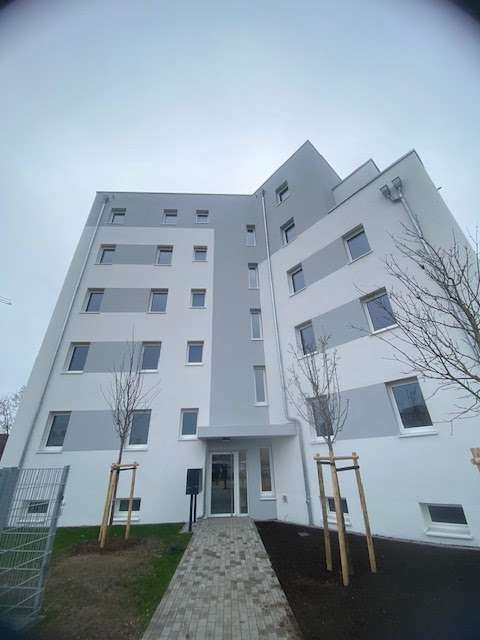 Wohnung zum Mieten in Frankfurt am Main 1.580,15 € 93.5 m²