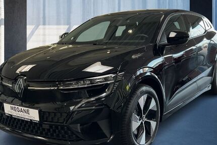 Renault Megane E-TECH 15.000 km 26.990 &euro; Frankfurt / Main 60314