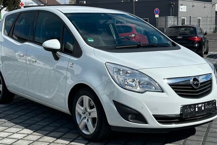 Opel Meriva 99.000 km 4.990 &euro; Rüsselsheim 65428