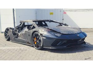 Aventador 740 S